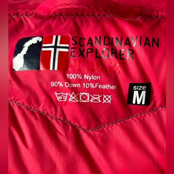 Scandinavian Explorer Down Coat, size M - Picture 3 of 12